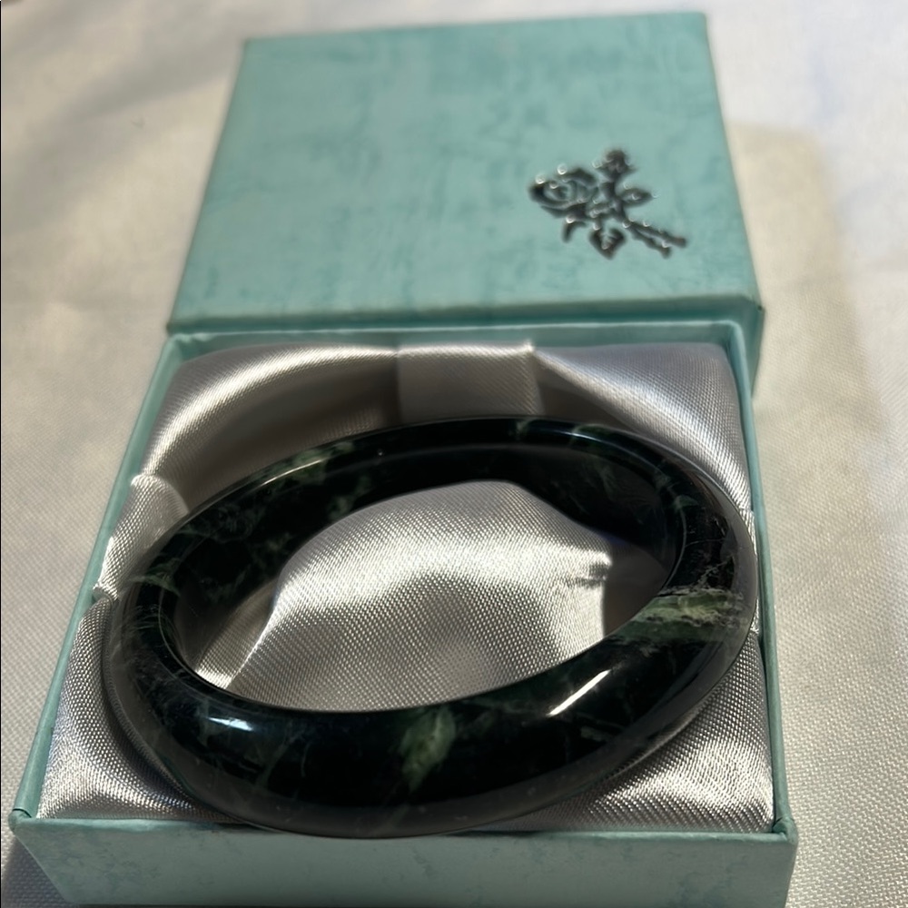 Green Marble Jade Bangle. NWT